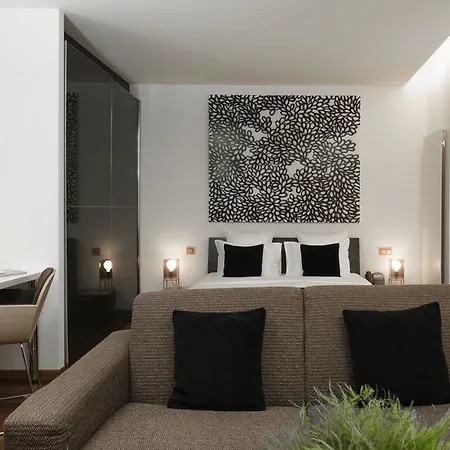 La Cour Des Augustins Boutique Gallery Design 4*