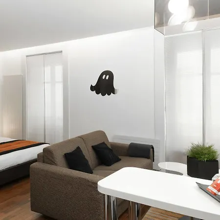 La Cour Des Augustins Boutique Gallery Design Geneve